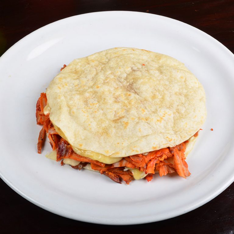 Gringa de Pastor y piña La Salsa Premier